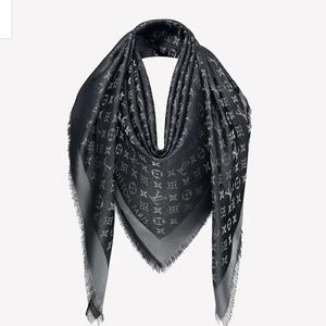 Authentic Louis Vuitton Monogram Shine Shawl